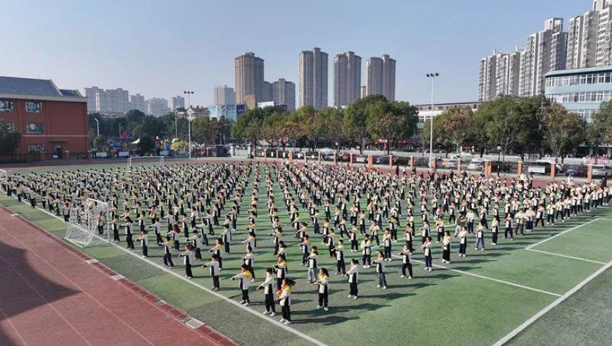 亚冬会开幕式亮点抢先看,香港本期开奖结果今晚,决策资料解释落实_完整版V12.98